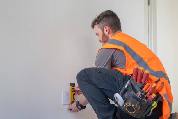 Best Licensed Electrician  in Forest Hill, TX